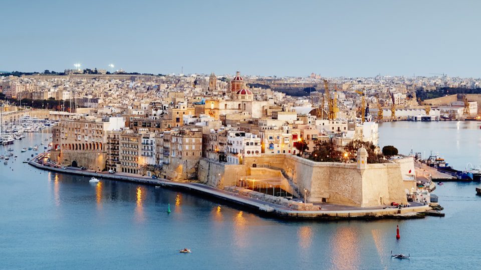 Buying weed in Valletta